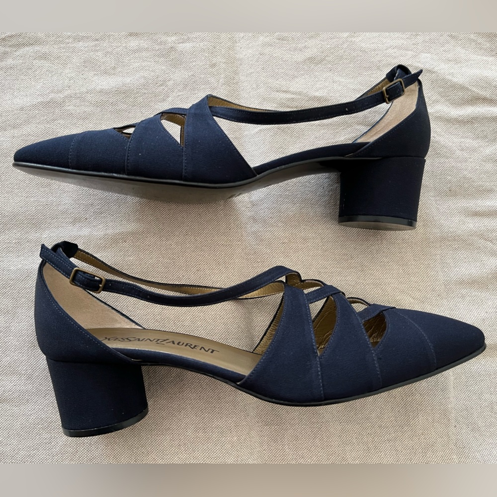 Yves Saint Laurent’s black ankle strap pump. Made in Italy. Size 8.5